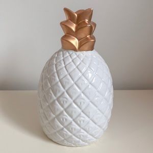Modern Pineapple Decor